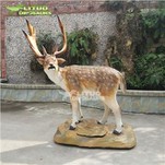 Ceirw Sika animatronig